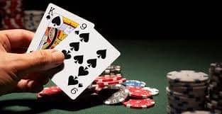 44mmk app စလော့ mobile app VIP bonus free spins Myanmar player ကစားနေသောပုံ